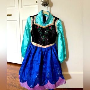 Disney Princess Anna Dress from Frozen. Great condition. Size 3.